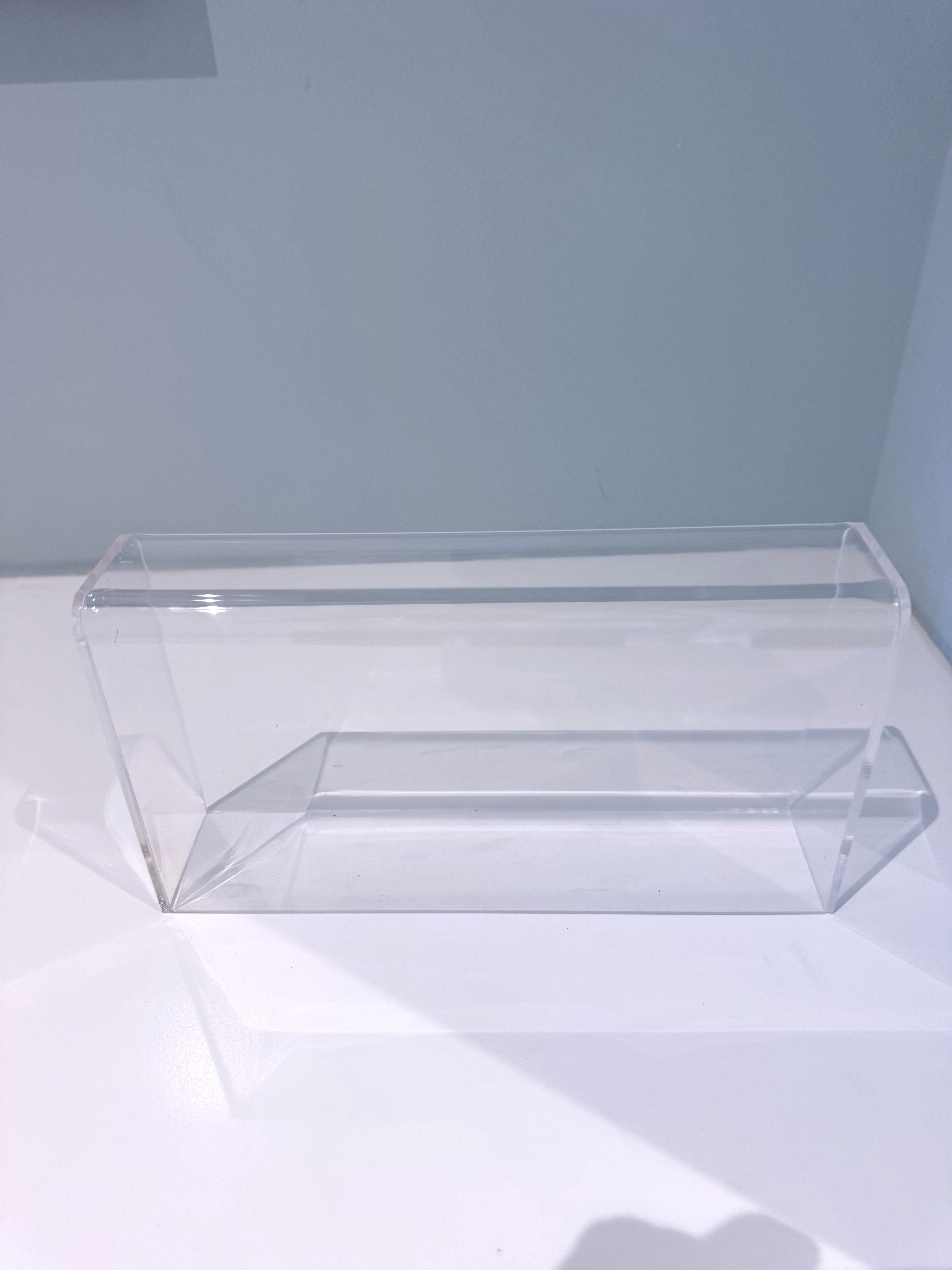 Display Cases & Accessories